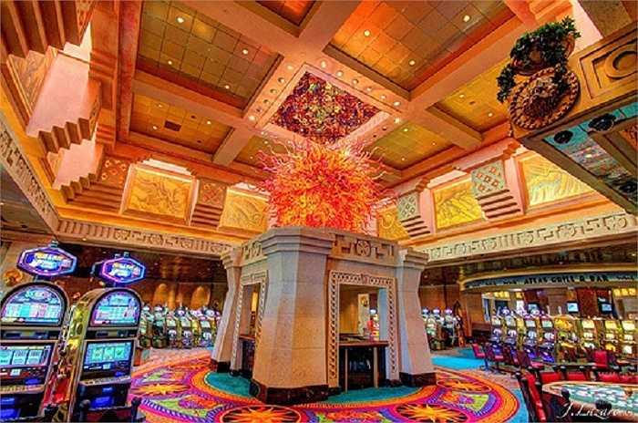 Khám phá thế giới giải trí đỉnh cao với game bài casino hấp dẫn nhất hiện nay